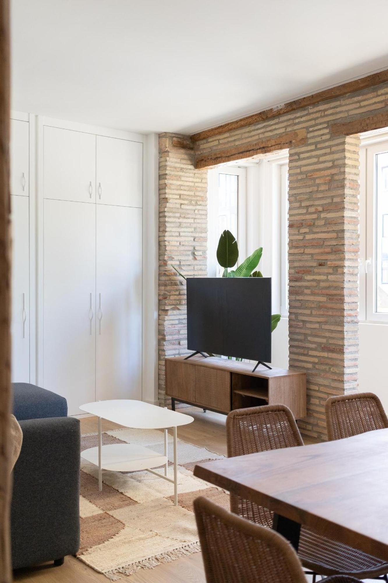 Apartment Daniela's Lovely Aire Y Wifi By Logrono