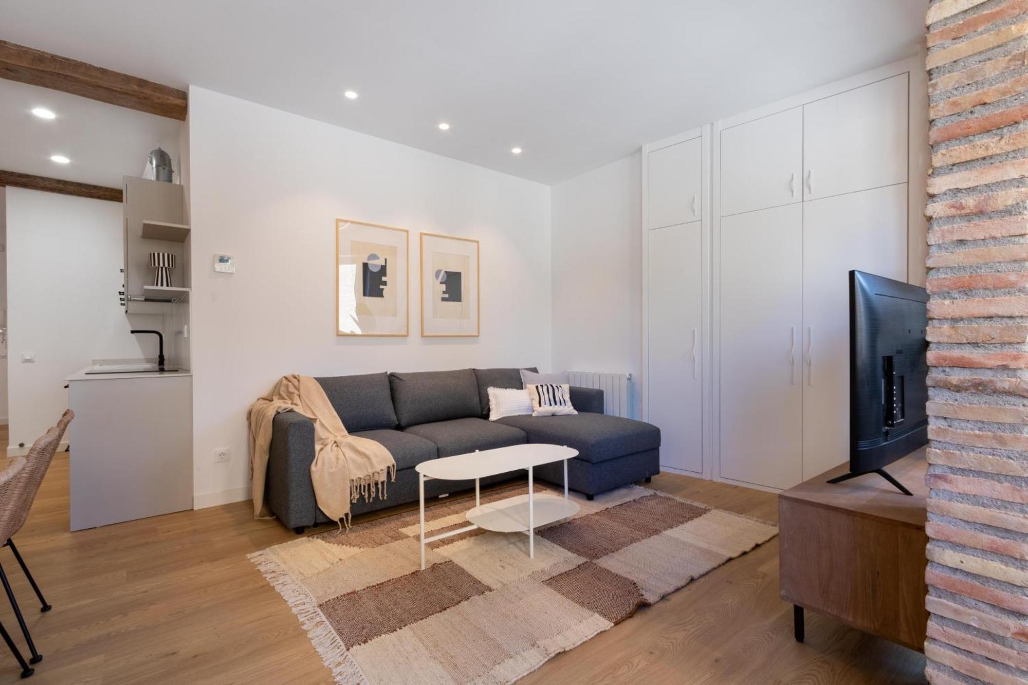 Daniela's Lovely Aire Y Wifi By Logrono