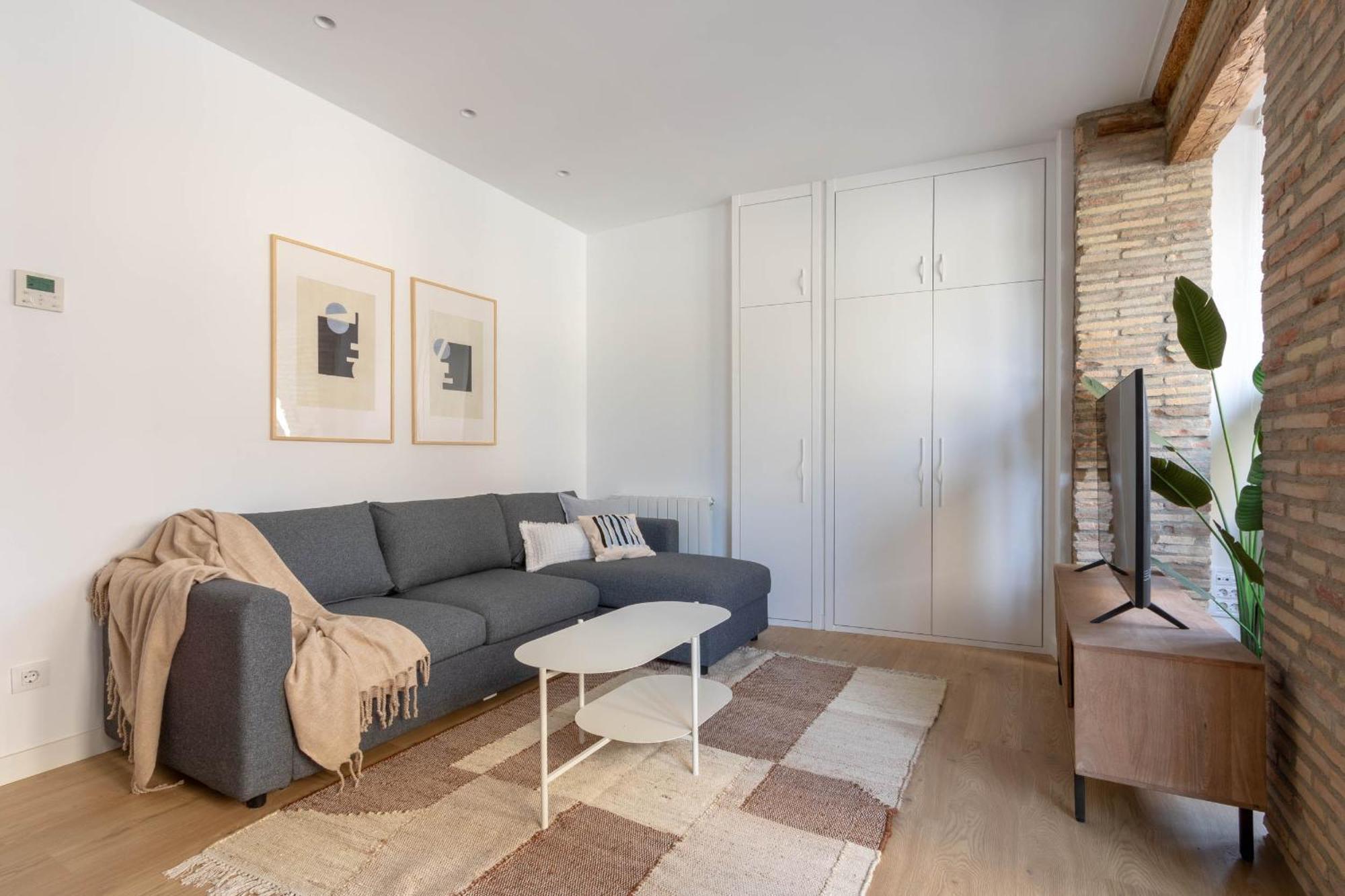Apartment Daniela's Lovely Aire Y Wifi By *