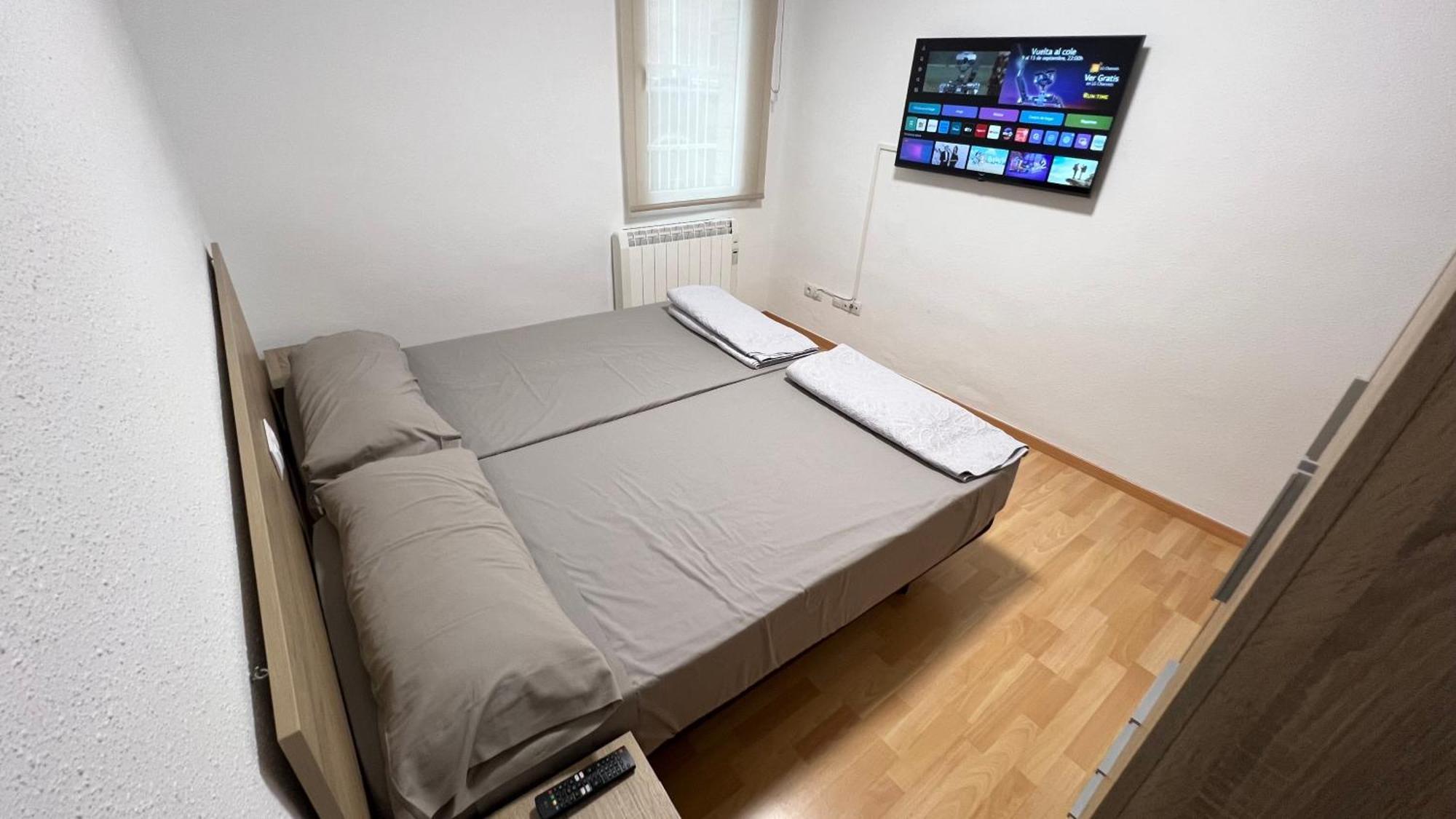 Per 6 Al Bergueda Apartment *