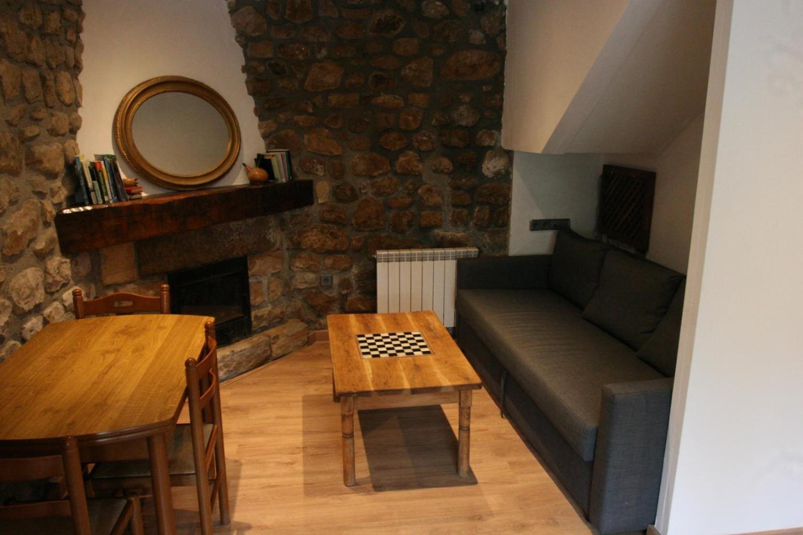 Casa Cabrales