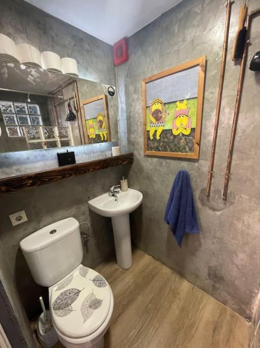 Chic & Practical Studio, 5 Min To Center & Apartamento
