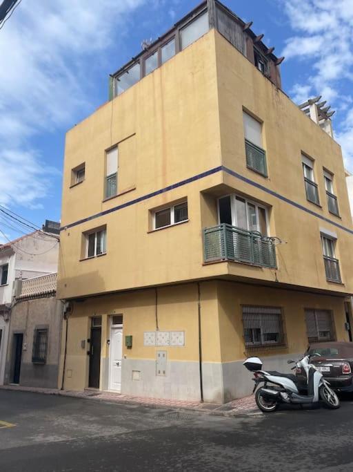 Chic & Practical Studio, 5 Min To Center & Apartamento Tarifa