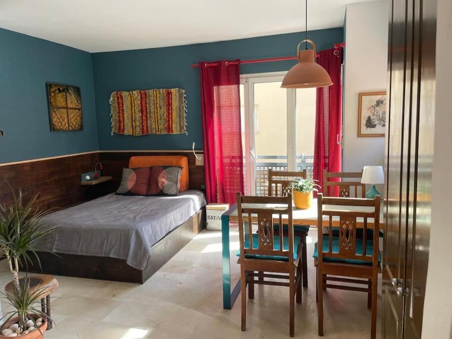 Chic & Practical Studio, 5 Min To Center & *