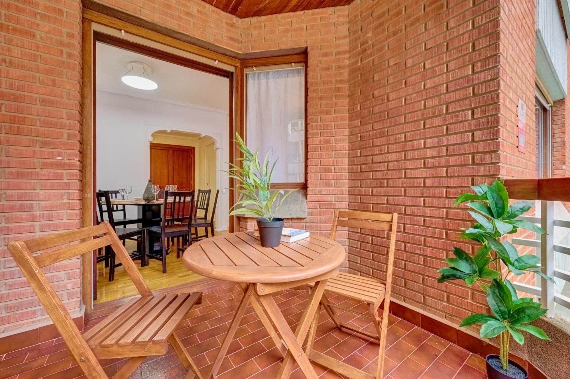 Palmeras By Clabao Apartment