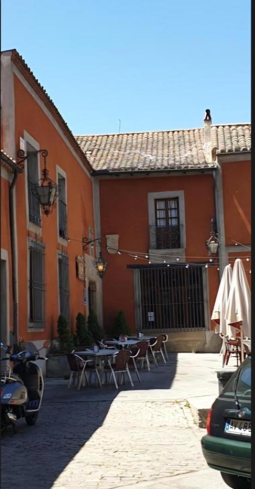 Hostal El Rastro 2* Ávila