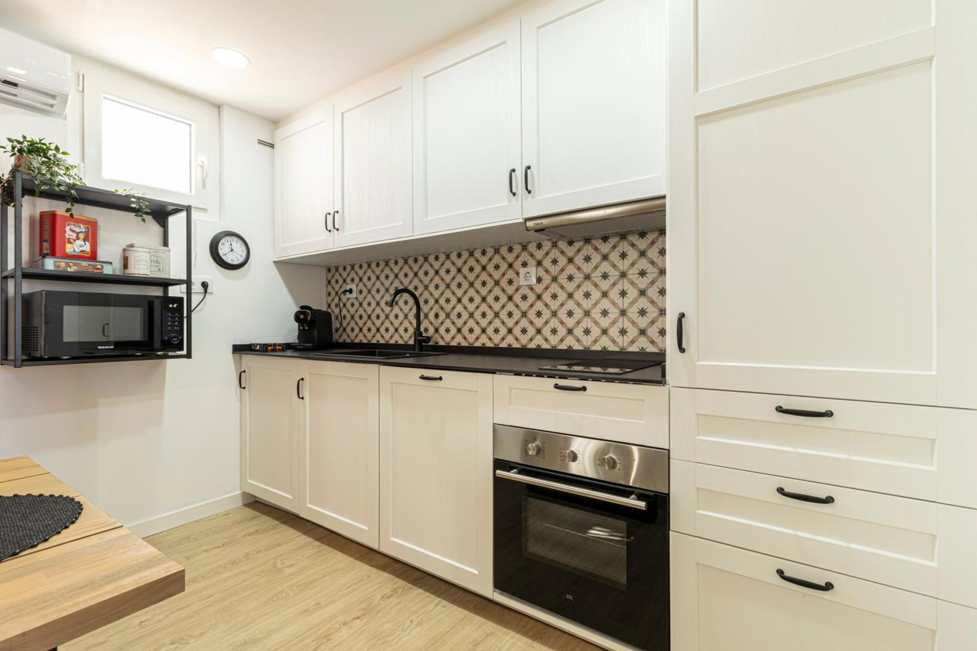 Apartamento Adeva Centrico 3 *