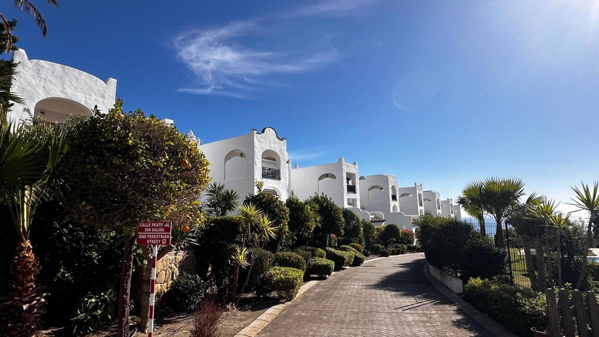 Villa Maringa - Family Friendly, Private Pool, Bbq, Amazing Views *