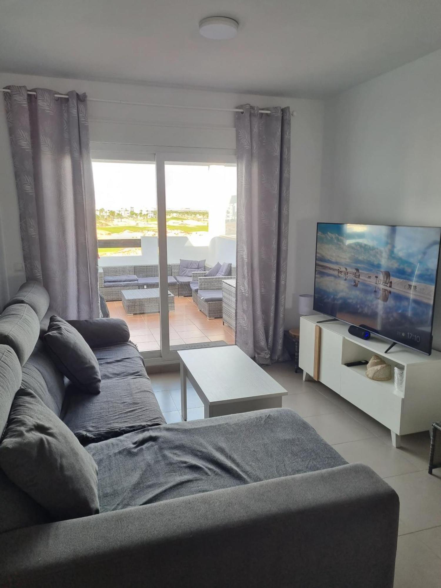 Bonito Penthouse En Campo De Golf Con Piscina Las Pedrenas