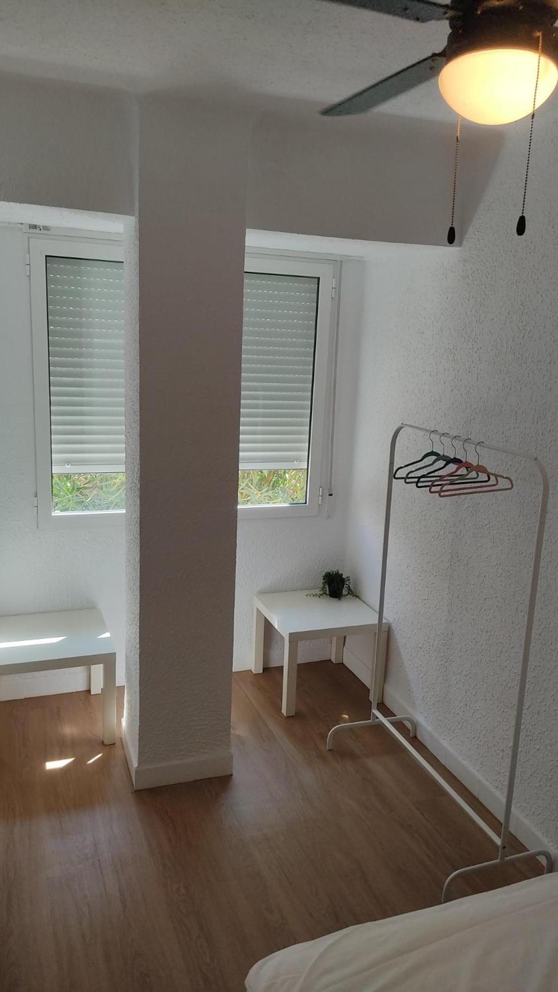 Junto Aeropuerto Valencia A Holiday home *