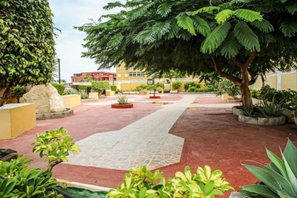 Apartment Cozy Near The Sea With Private Parking *