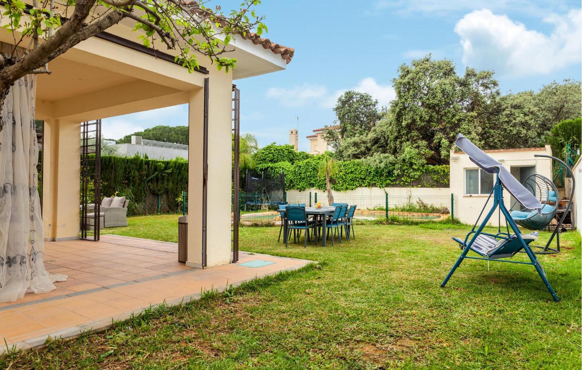 Сasa de vacaciones Lovely In Bollullos de la Mitación