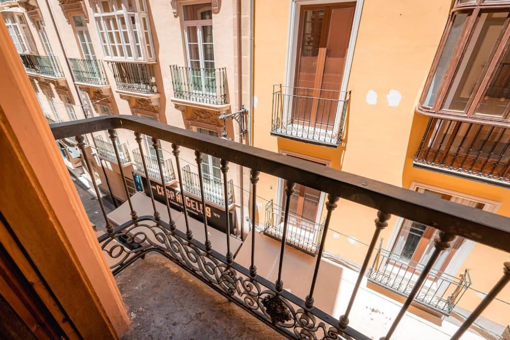 Qh Ayuntamiento 3 Apartamento *