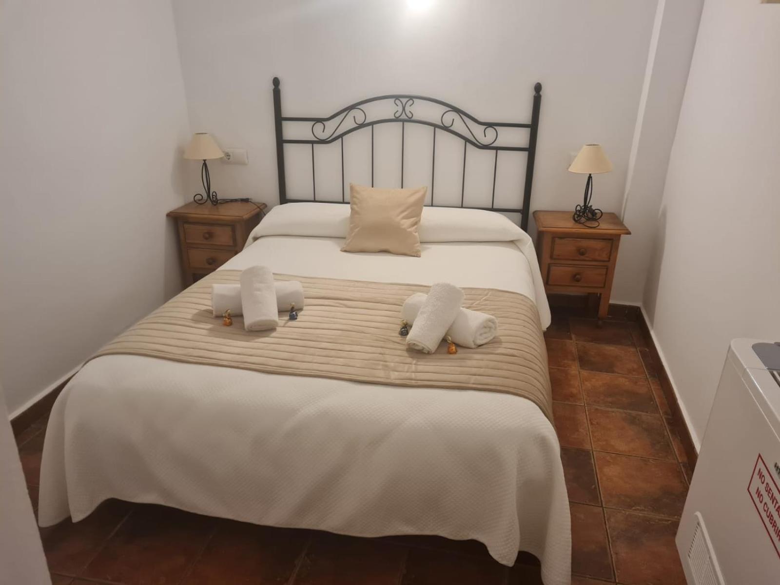 Del Pantano 4 Estrellas * Buenache de Alarcon