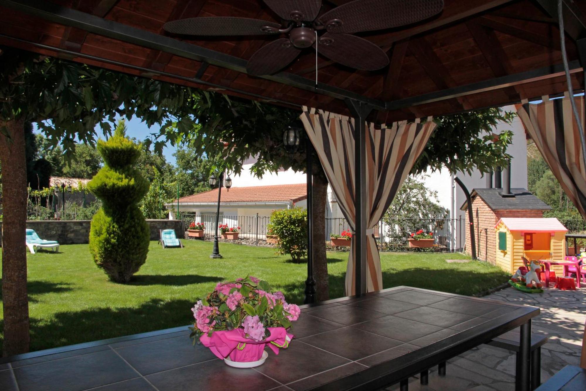 Juliana Holiday home Ustes