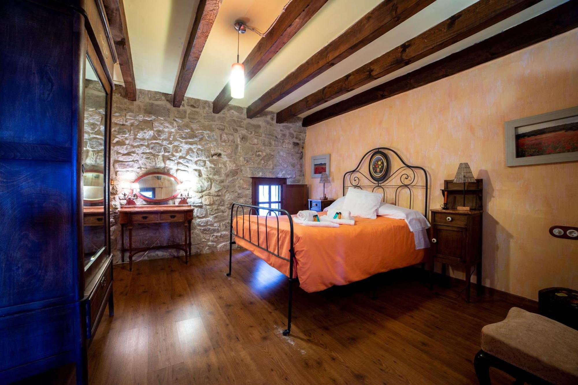 Сasa de vacaciones Cal Paris Rural La Donzell