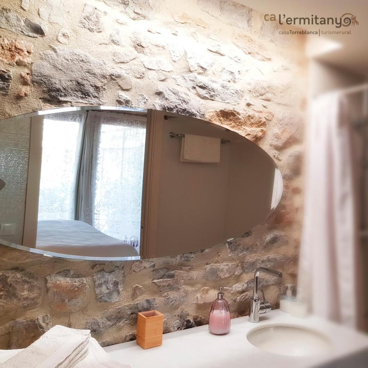 Country house Ca L' Ermitanyo- Casa Torre Blanca Suria
