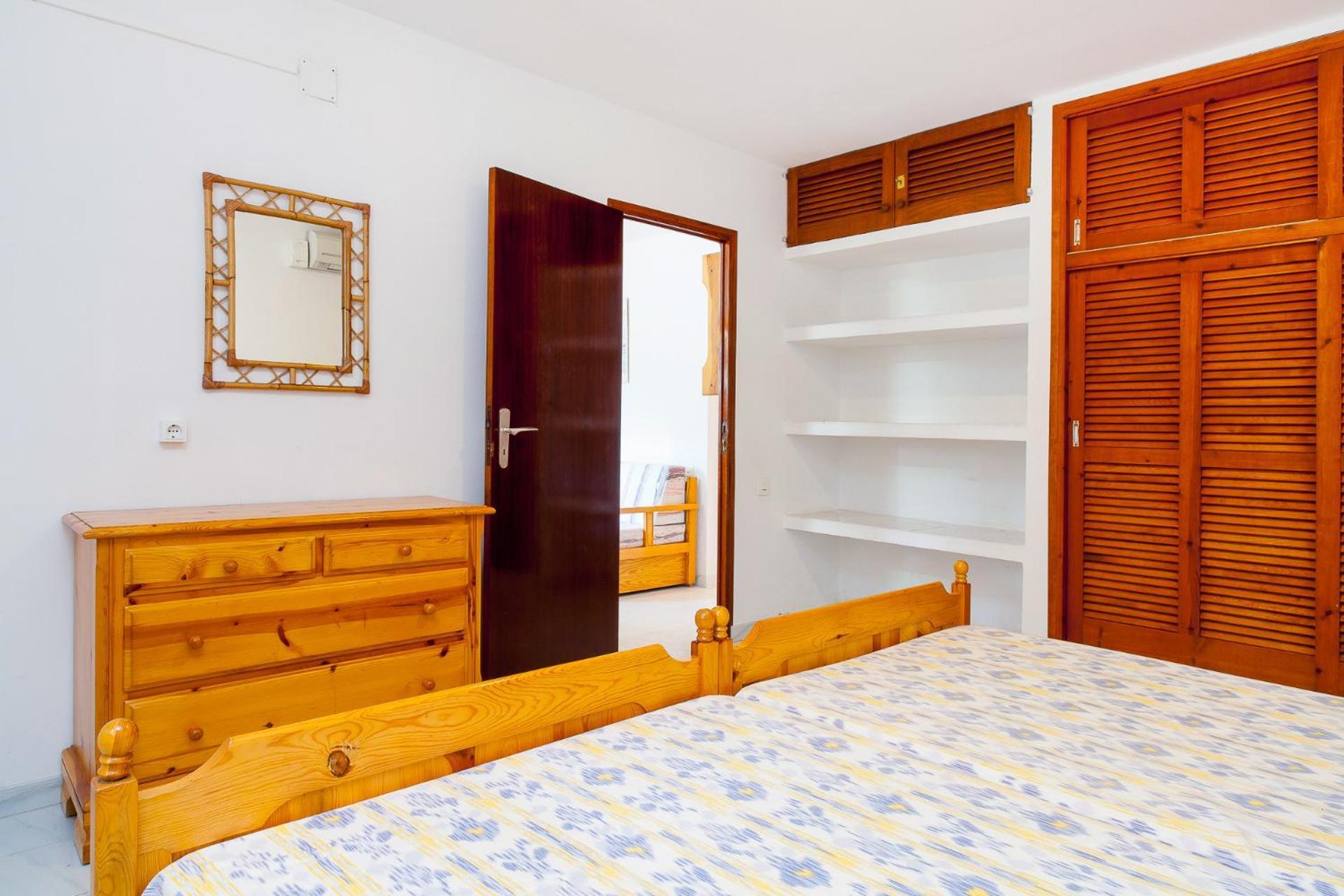 Granada Apartment