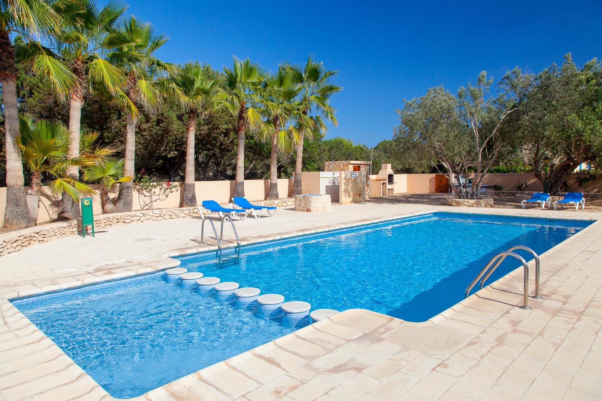 Apartment Granada Es Pujols