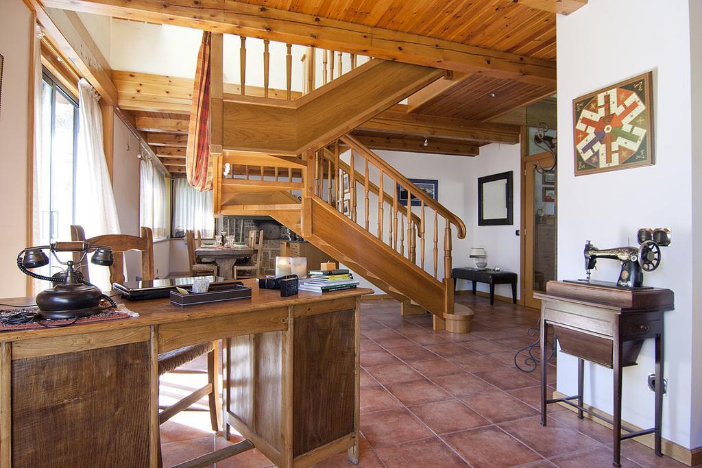 Casa Lola Pirene