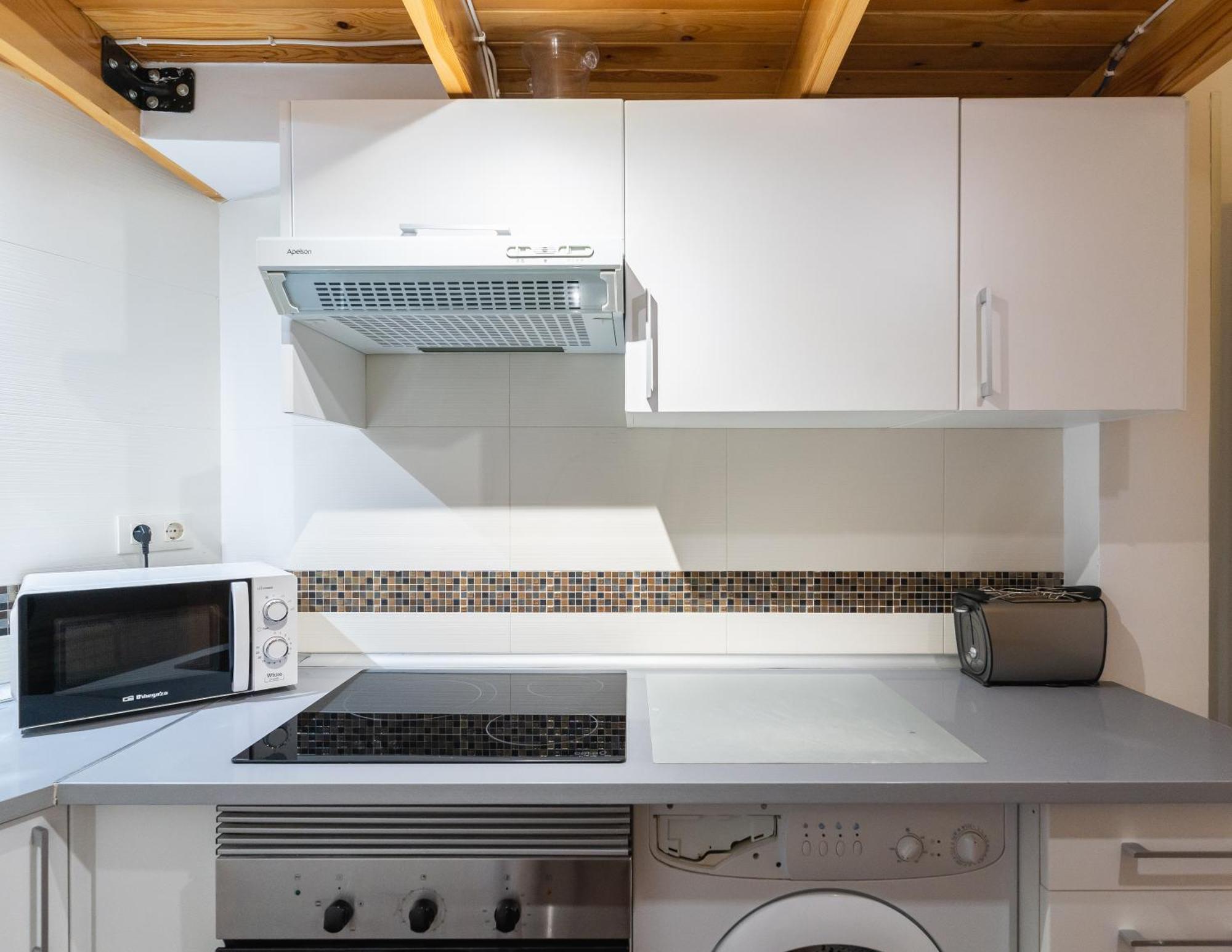 Apartment 2 Bedrooms 1,5bathrooms Furnished - Sol - Bright & Functional - Mintystay *