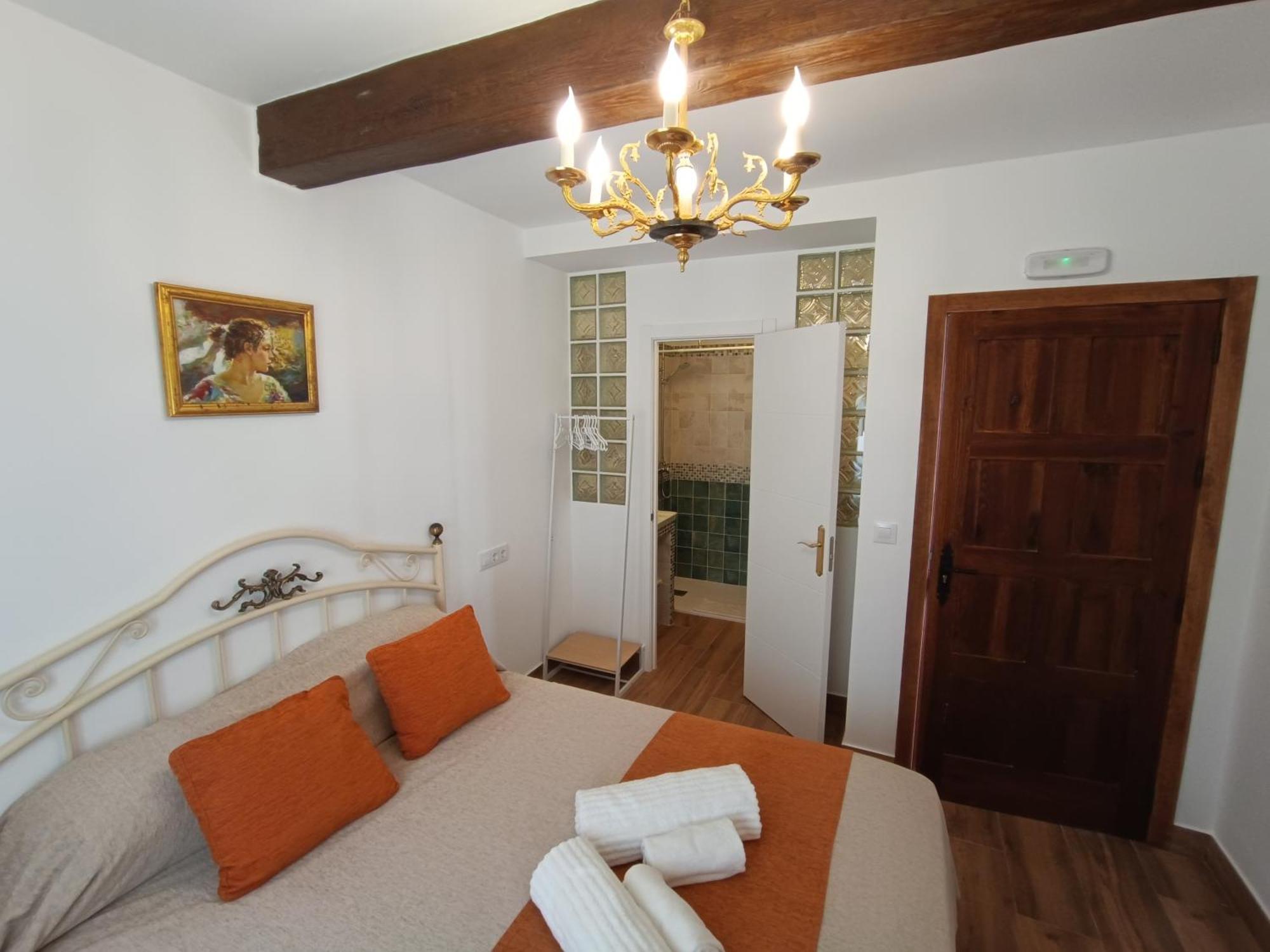 El Palacete De Cuevas Country house