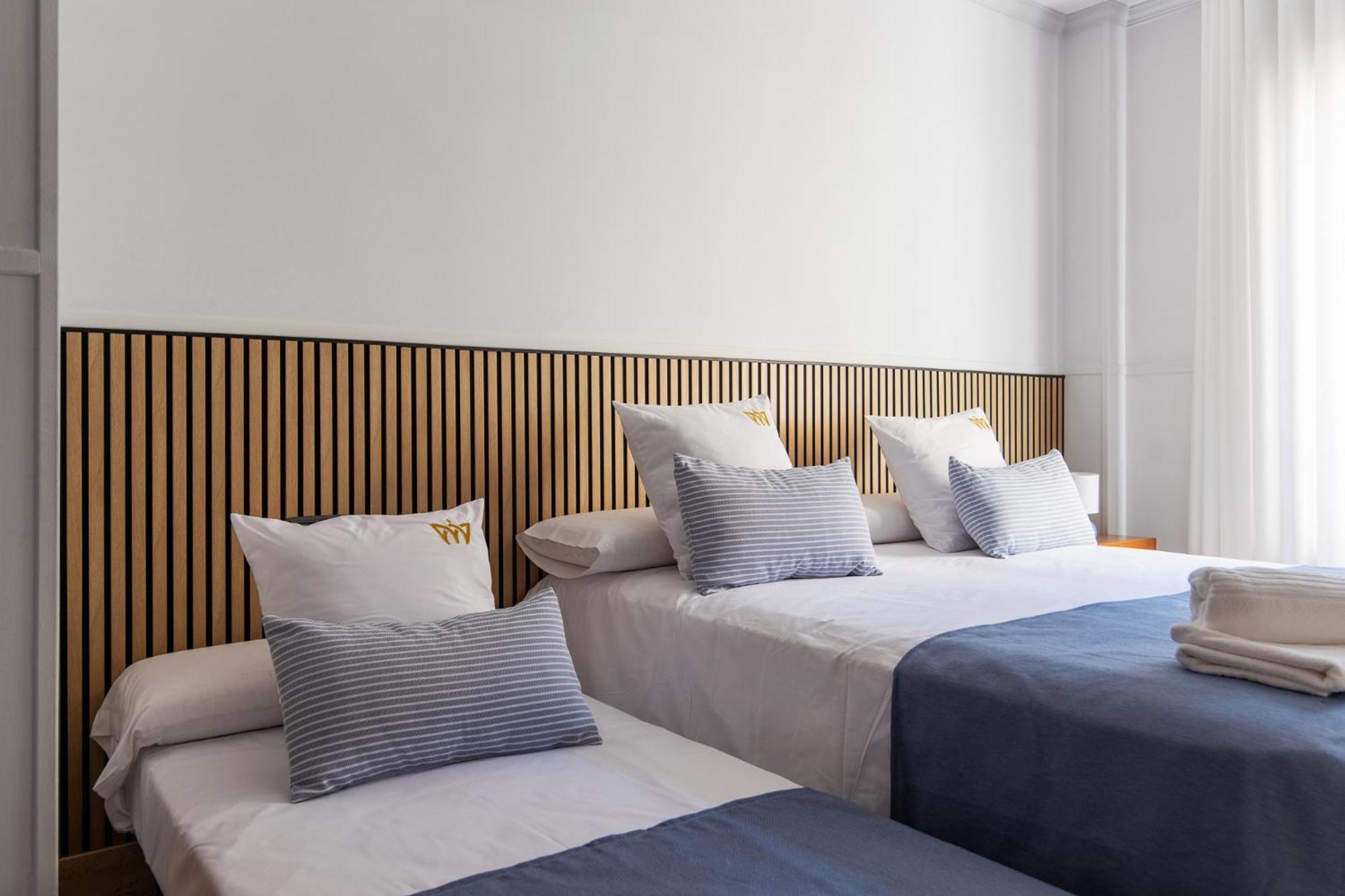 Hotel Reina Mora 2*