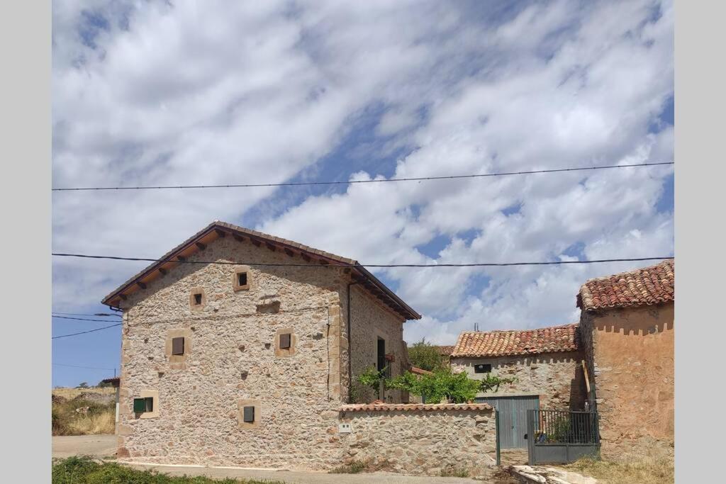 Calida Casa Familiar Aldealpozo