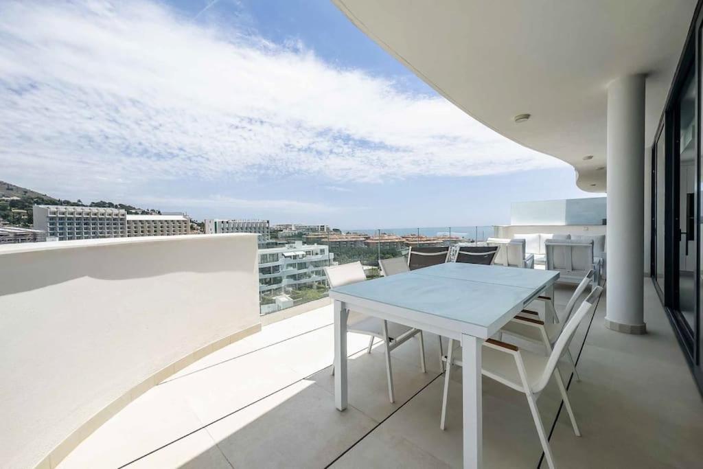 Apartamento 96-brand New Apartment, Higueron West, Fuengirola