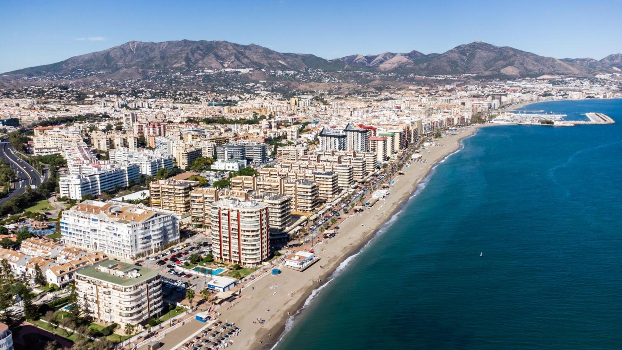 2 Y 2 Banos, Vista Lateral Mar Sofia 2 By Sur Apartamento Fuengirola