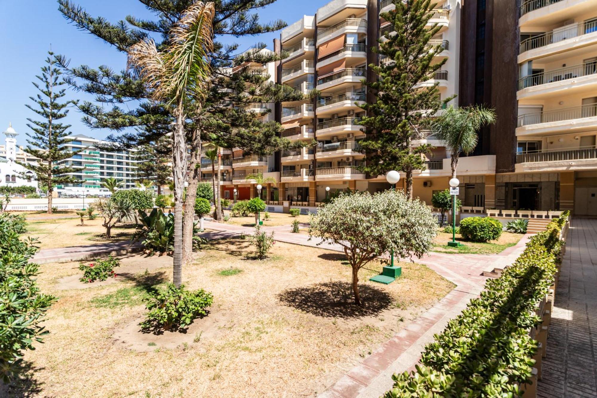 2 Y 2 Banos, Vista Lateral Mar Sofia 2 By Sur Apartamento