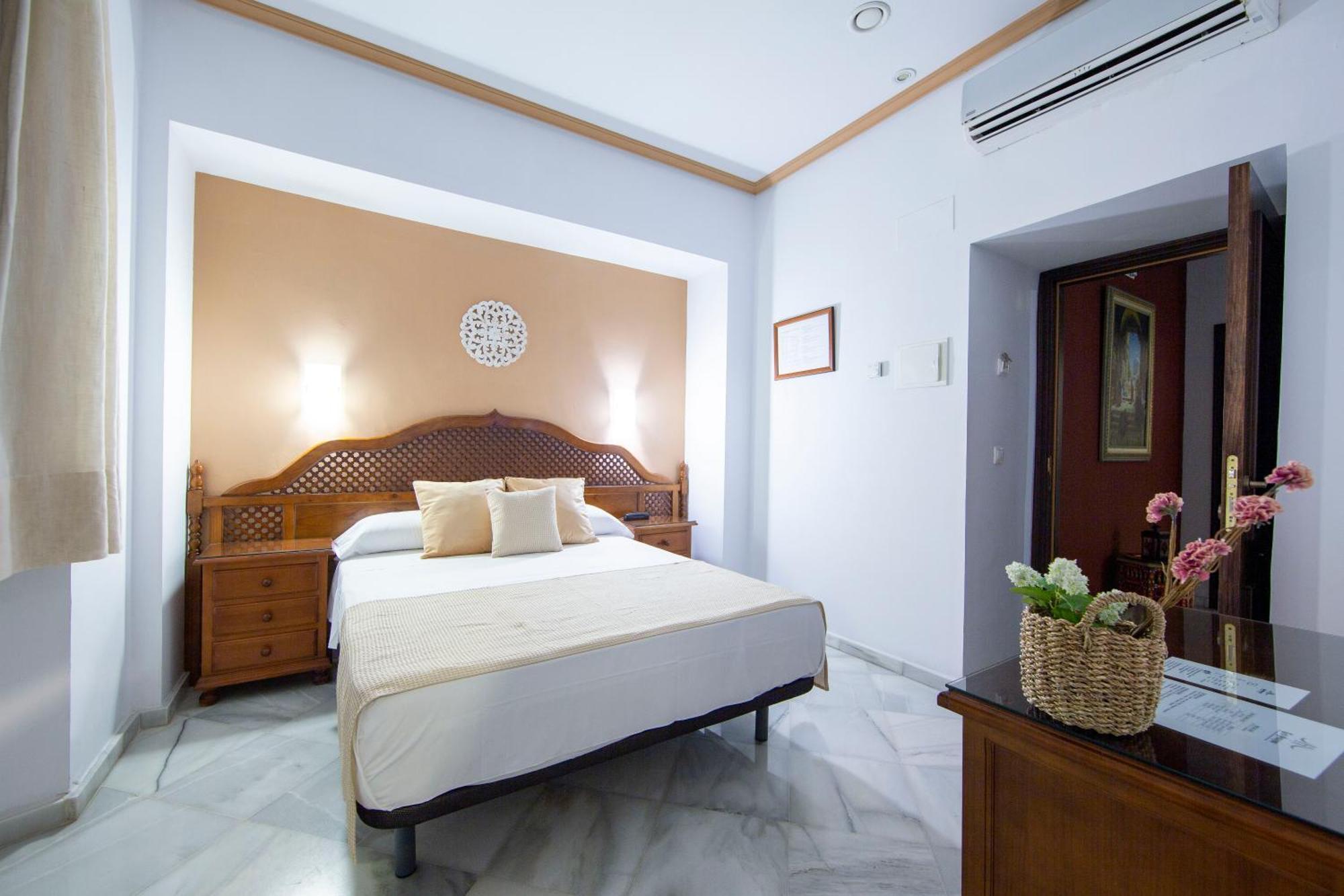 Hotel Omeyas