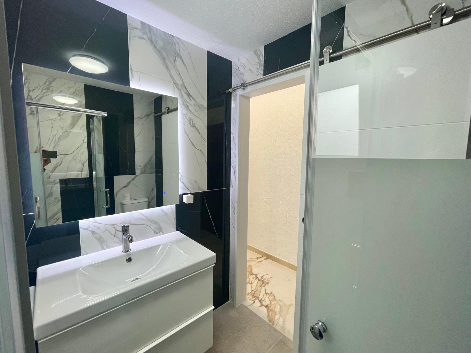 Piso Canteras/2 Bedroom+balcony+parking At Las Palmas de Gran Canaria