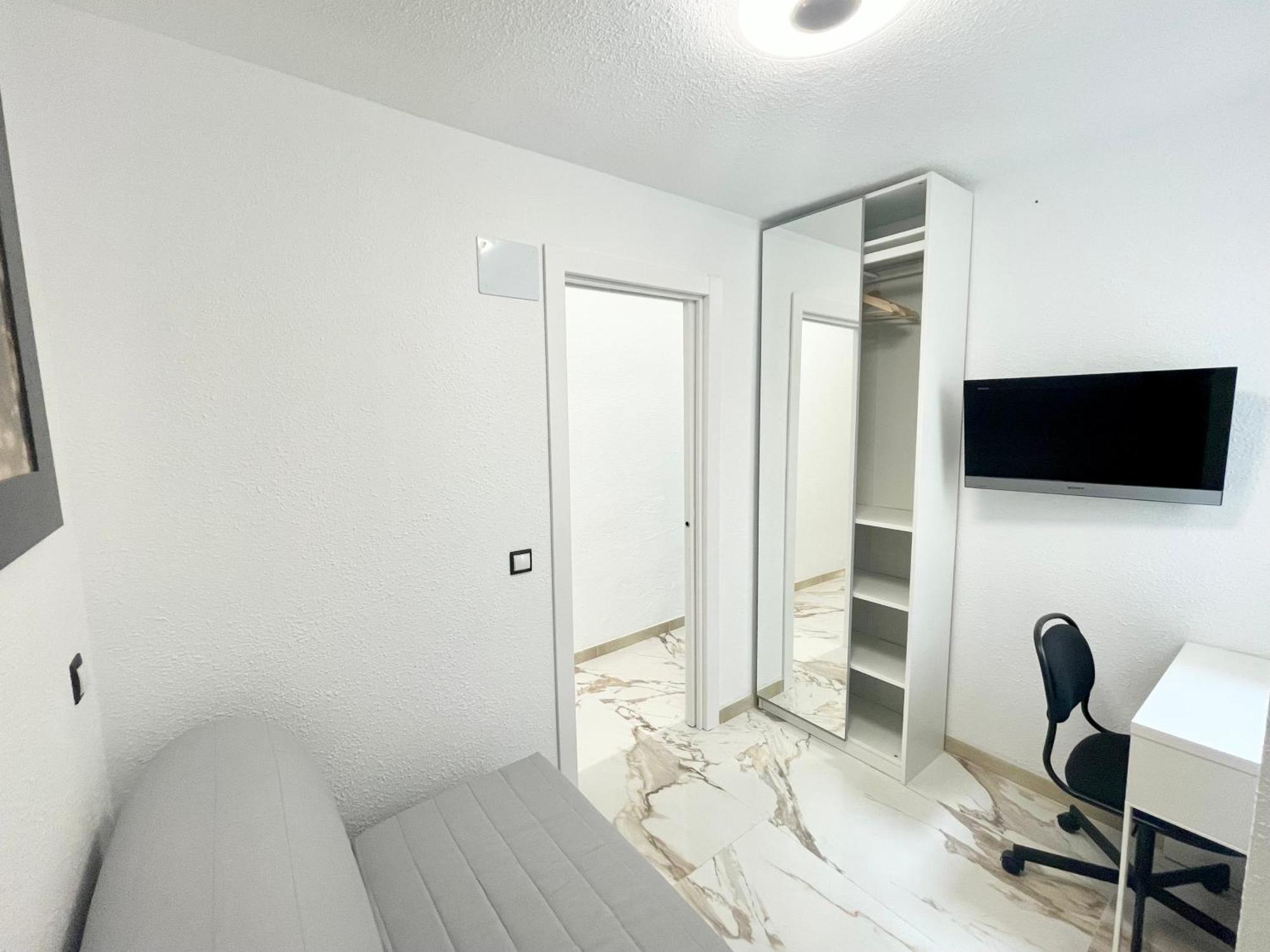 Piso Canteras/2 Bedroom+balcony+parking At Apartment *