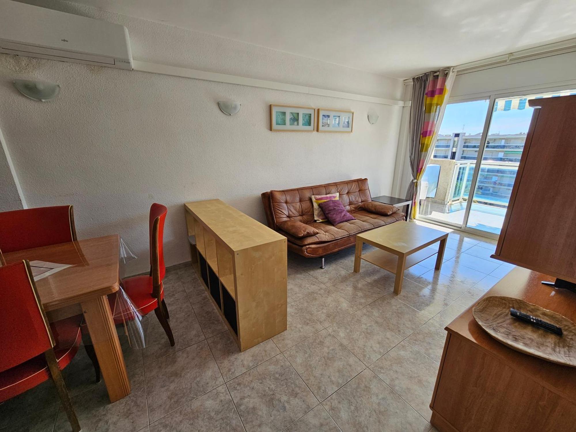 Apartment Terrasse Sud: Confort Et Piscine Près De Port Aventura