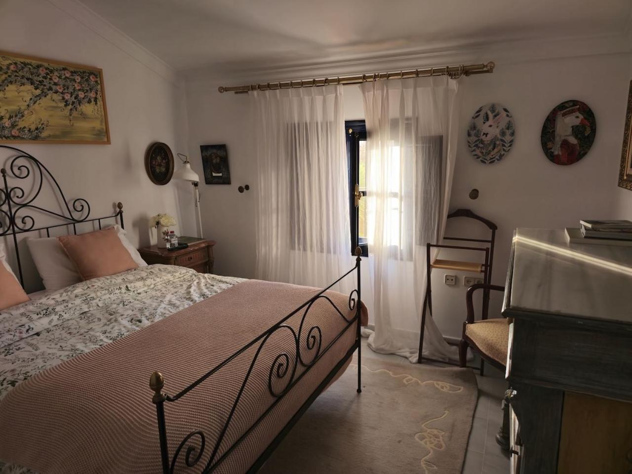 Villa Paula Valencia *