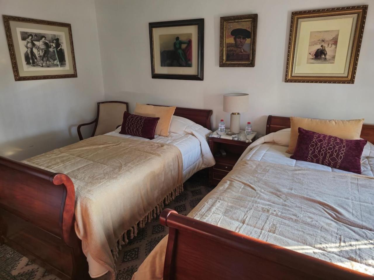 Villa Paula Valencia Manises