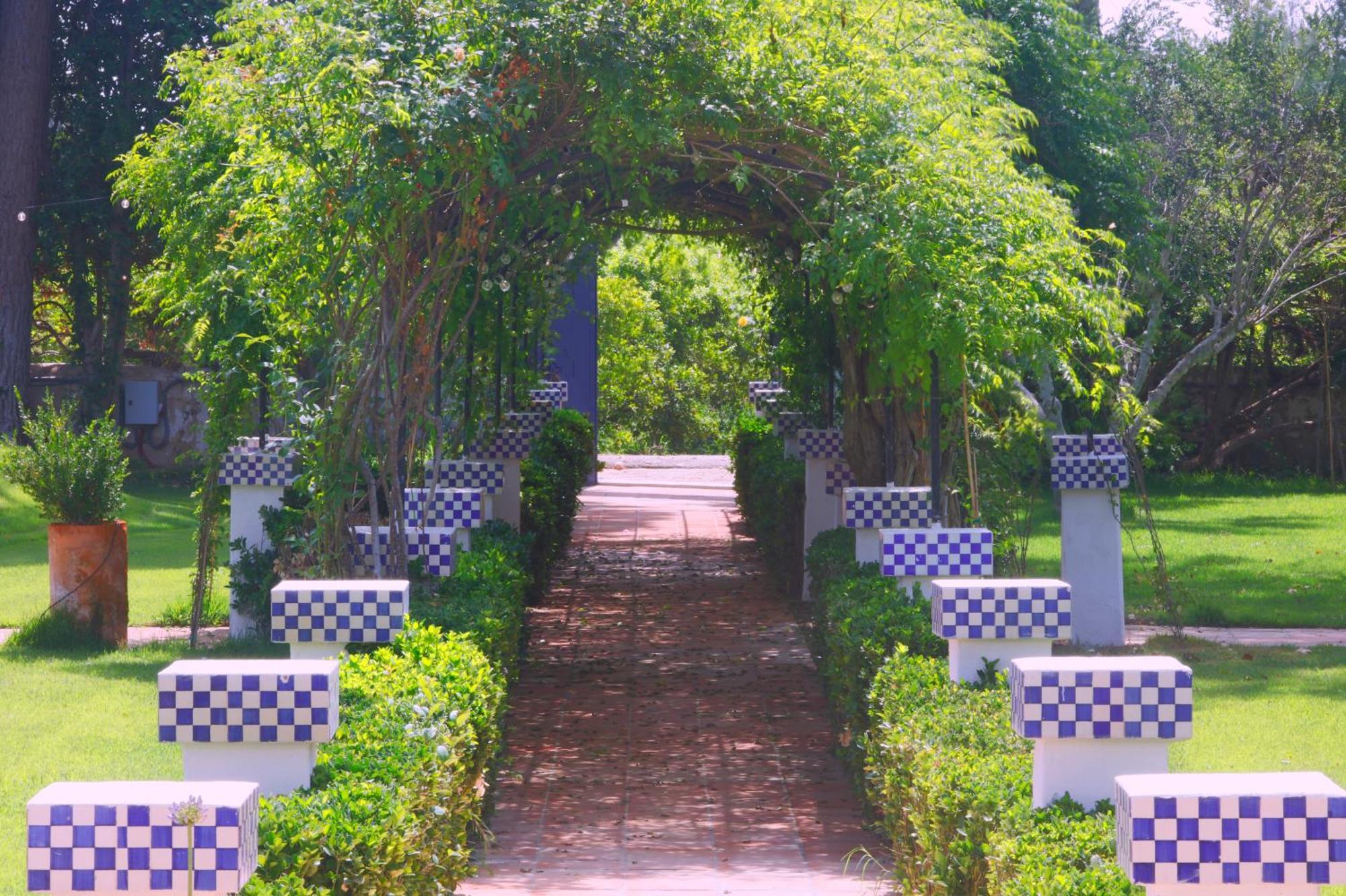 Paula Valencia Villa