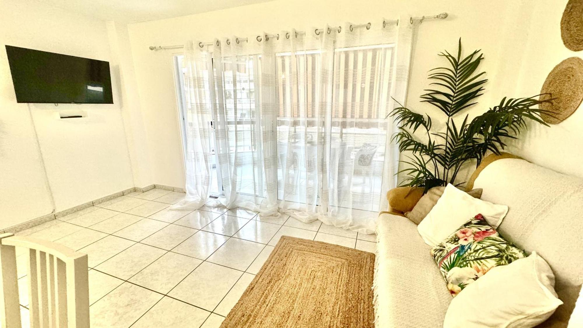 Apartment Jardines Del Sur By Deihu Experiencias *