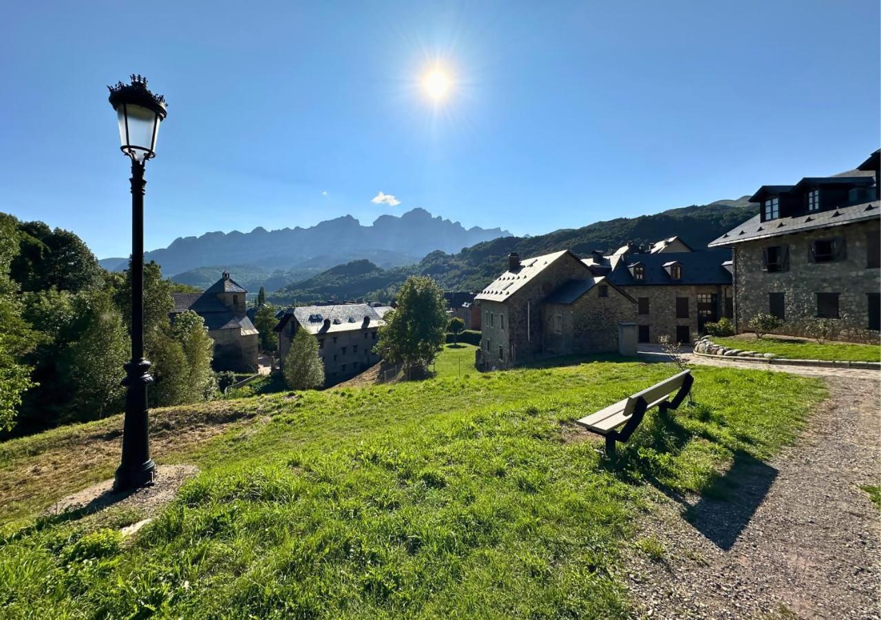 Apartment Caldares Exclusivo Atico En El Pueyo De Jaca Panticosa