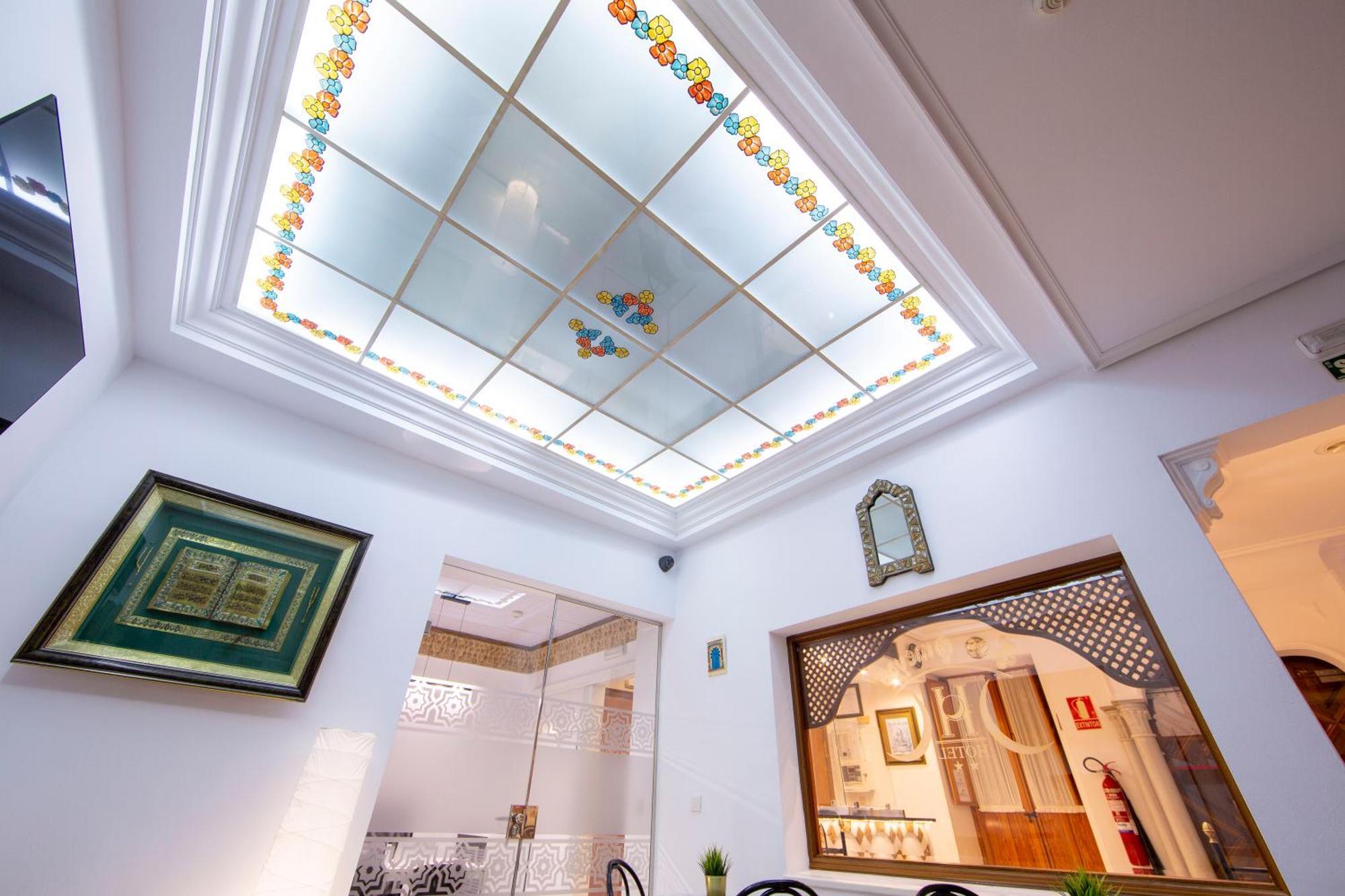 Hotel Omeyas 2*