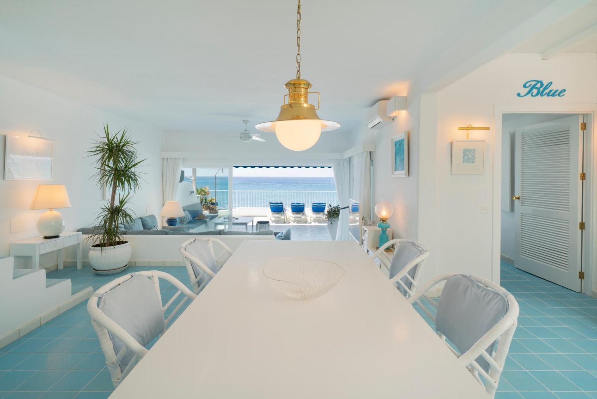 Luxury Sea Front Caleton 40 *