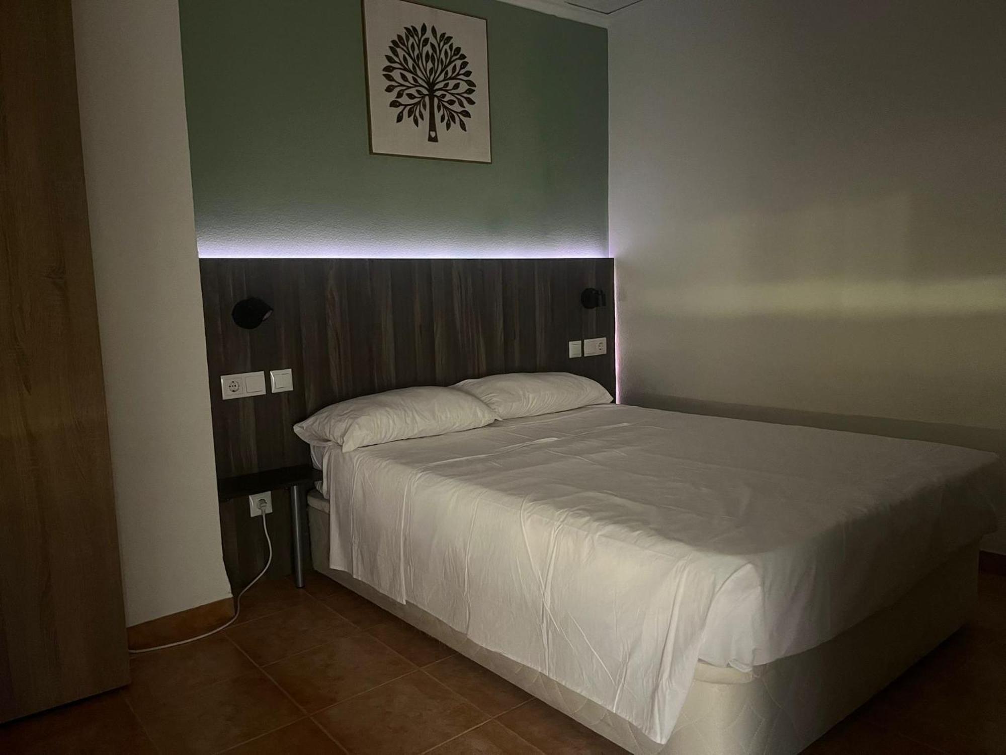 Apto Centro Castellón Con Acensor, Comercio Cerca Apartamento