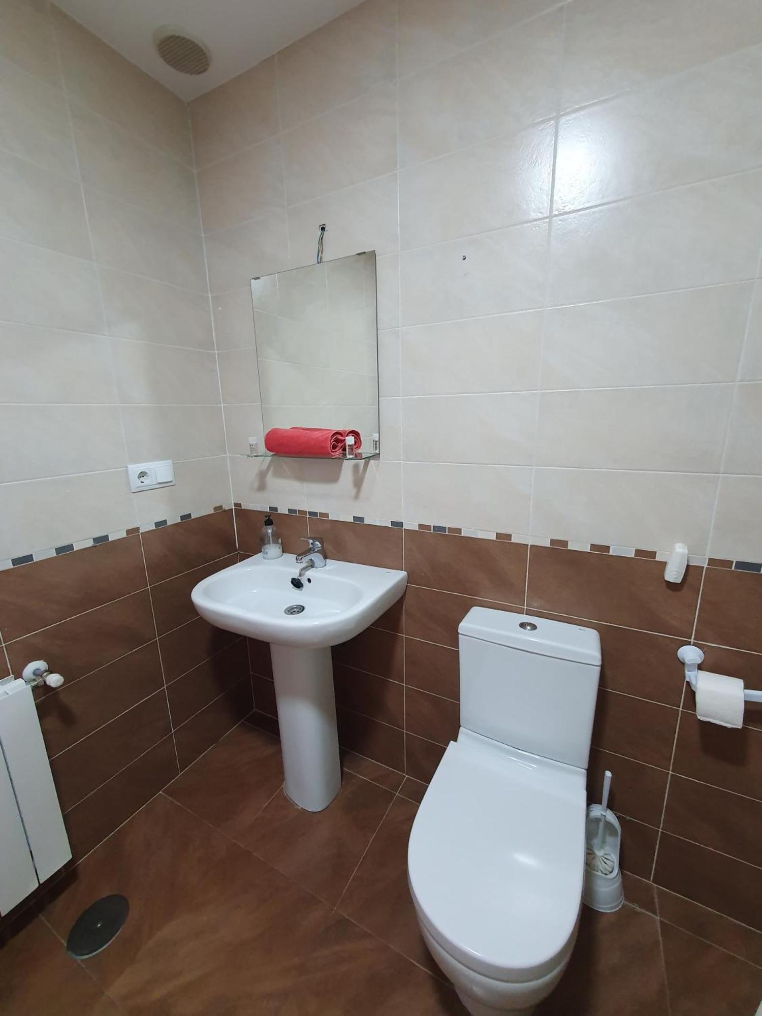 Piso Centrico Con Garaje En Apartamento *