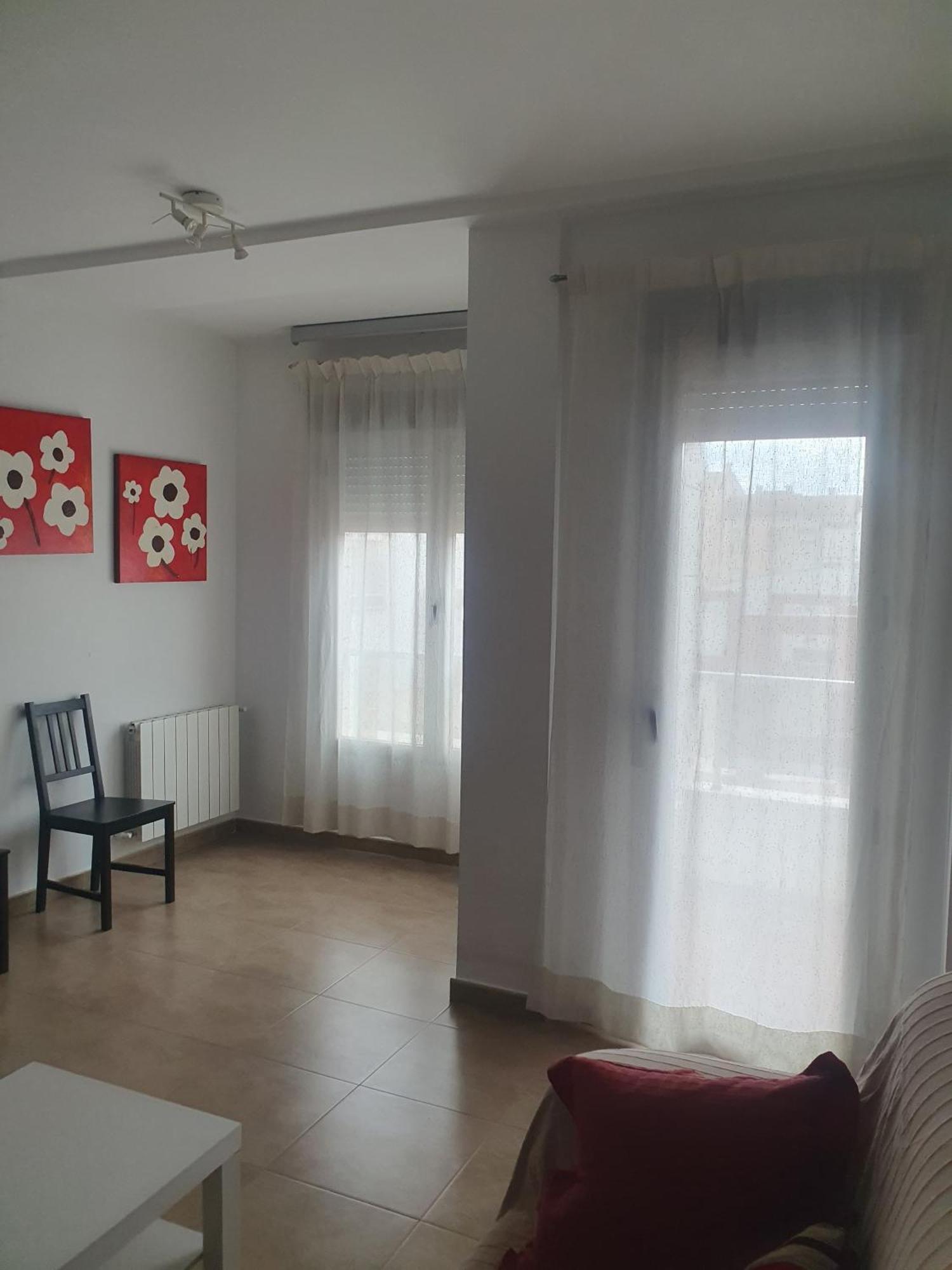 Apartamento Piso Centrico Con Garaje En *