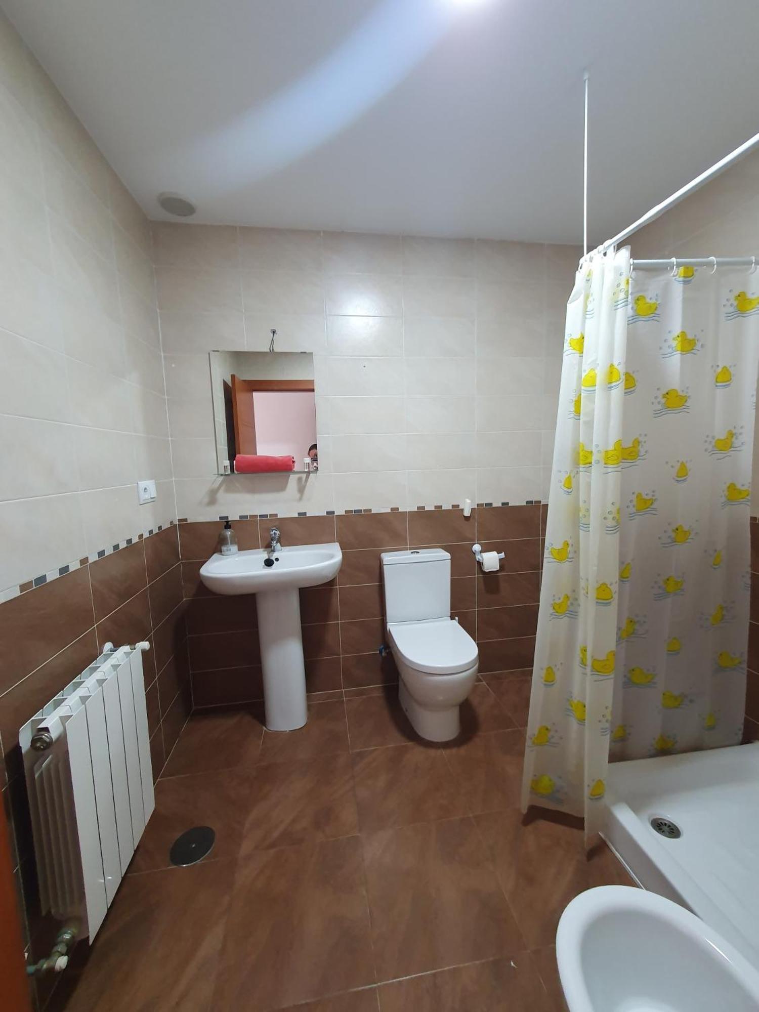 Piso Centrico Con Garaje En Apartamento Hellín