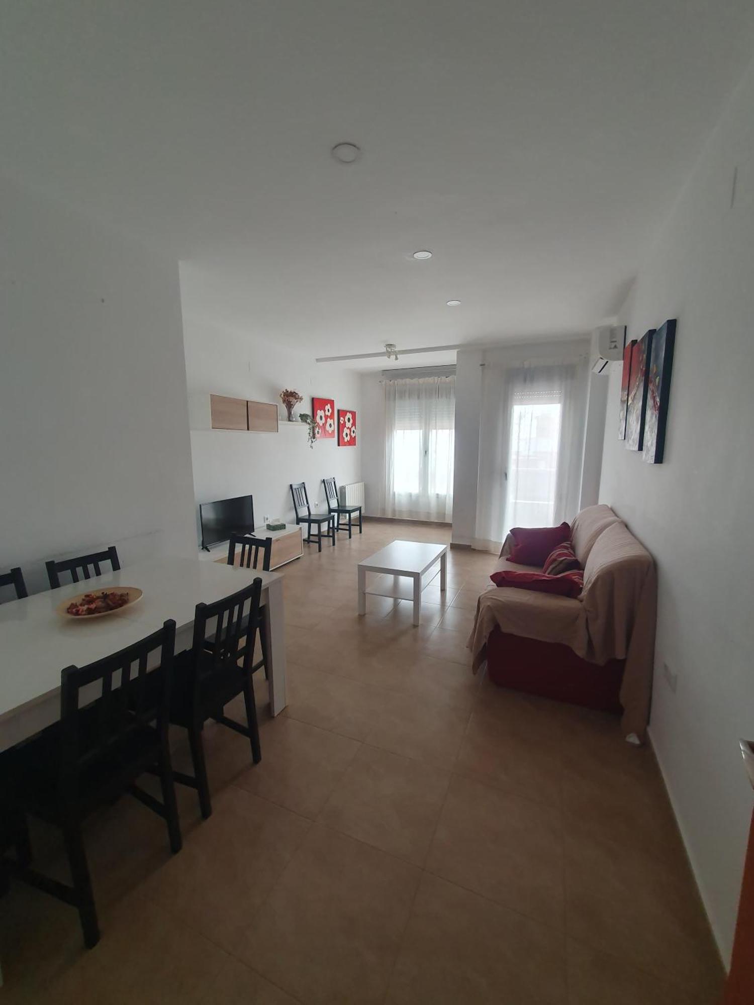 Apartamento Piso Centrico Con Garaje En Hellín