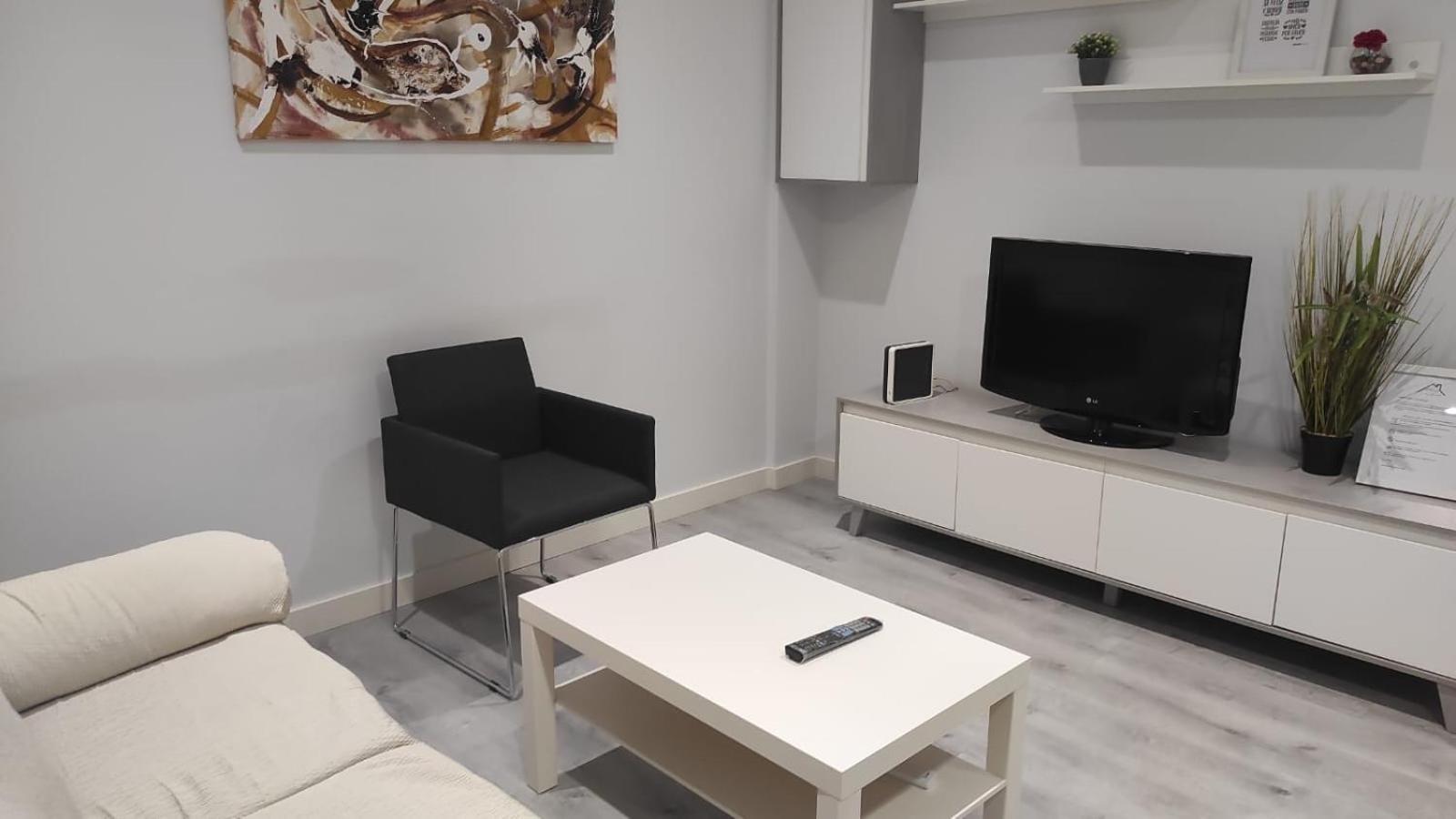Apartment Claveles *