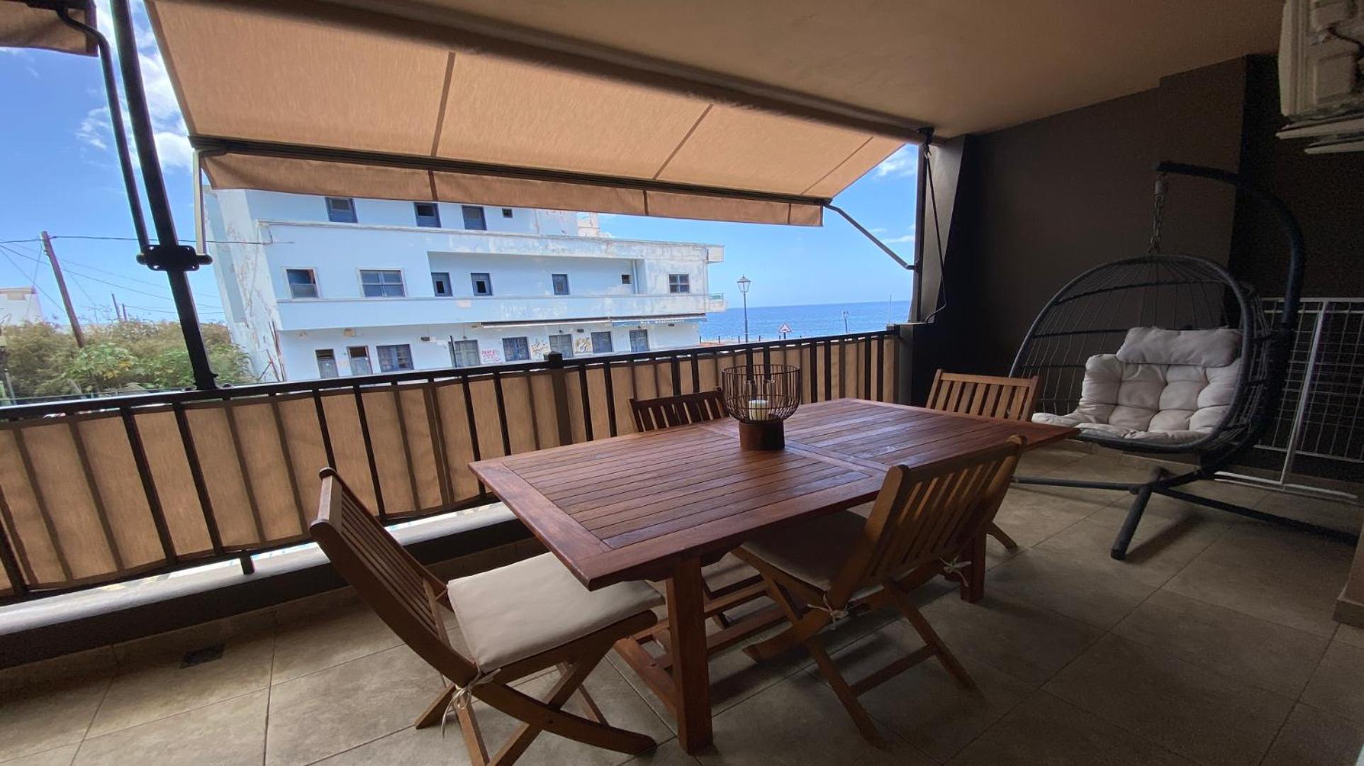 La Ola Apartment *