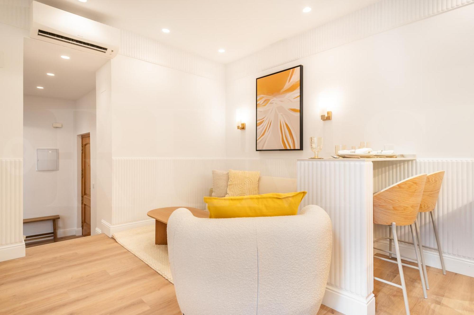 Apartamento Charming With Private Patio By Rems Málaga